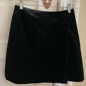 Vintage Gap Black Velvet Button Wrap Mini Skirt (2)